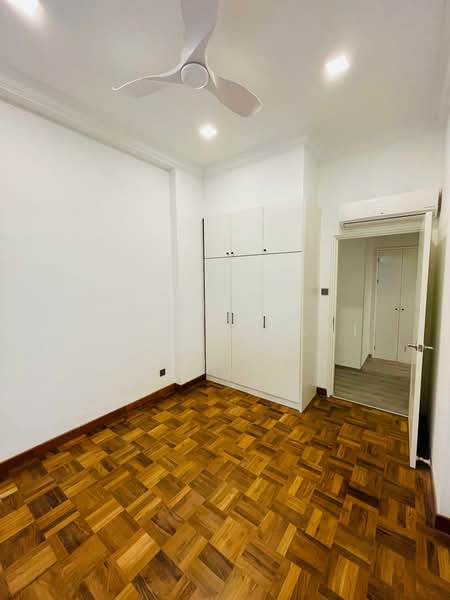 Spring Grove, 53 Grange Road, 2 Bedrooms, 1,335 sqft, Condominium For Sale, by Rita Danani, 500115038 - Bedroom - PropertyGuru.com.sg