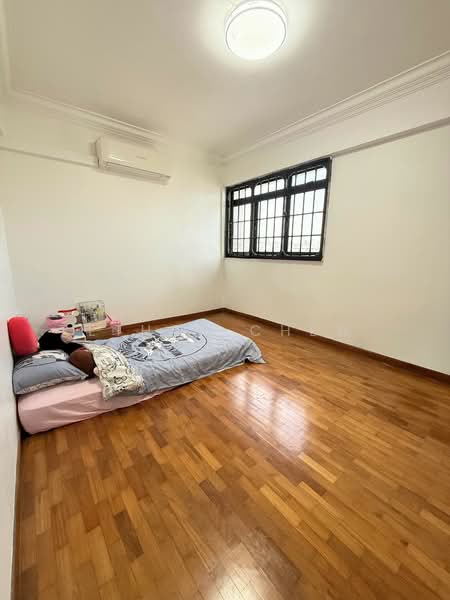 712 Yishun Avenue 5, 712 Yishun Avenue 5, 3 Bedrooms, 1,001 sqft, HDB Flat For Sale, by Ethan Chew, 500115041 - Bedroom - PropertyGuru.com.sg