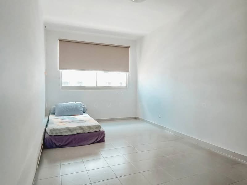 553 Hougang Street 51, 553 Hougang Street 51, 3 Bedrooms, 1,302 sqft, HDB Flat For Sale, by AARON LIM, 500115043 - Bedroom - PropertyGuru.com.sg