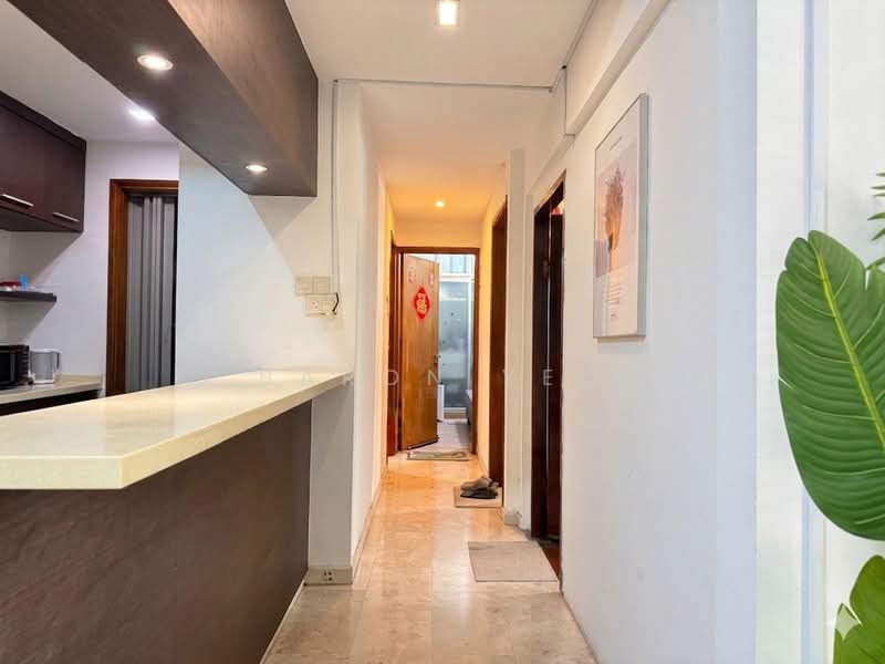 The Midas, 26 Lorong 30 Geylang, 3 Bedrooms, 1,324 sqft, Apartment For Sale, by Baron Yeo, 500115045 - Corridor - PropertyGuru.com.sg