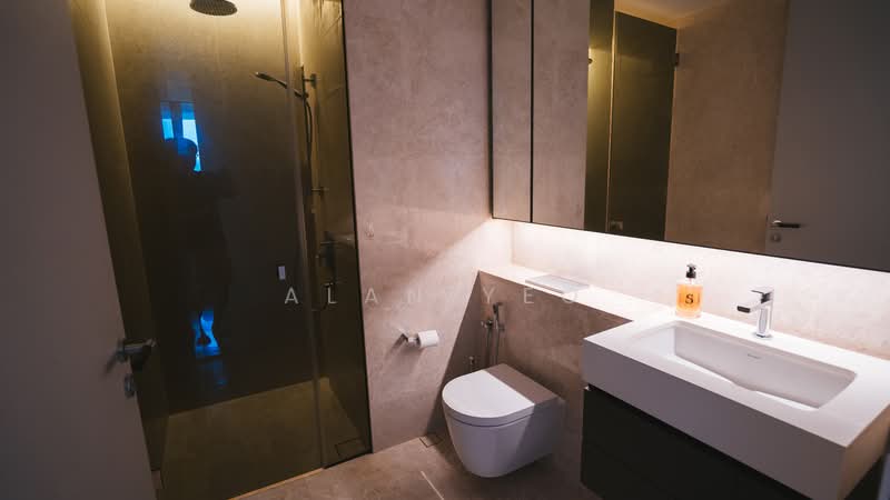 Riviere, 1 Jiak Kim Street, 2 Bedrooms, 818 sqft, Condominium For Rent, by Alan Yeo, 500115061 - Bathroom - PropertyGuru.com.sg