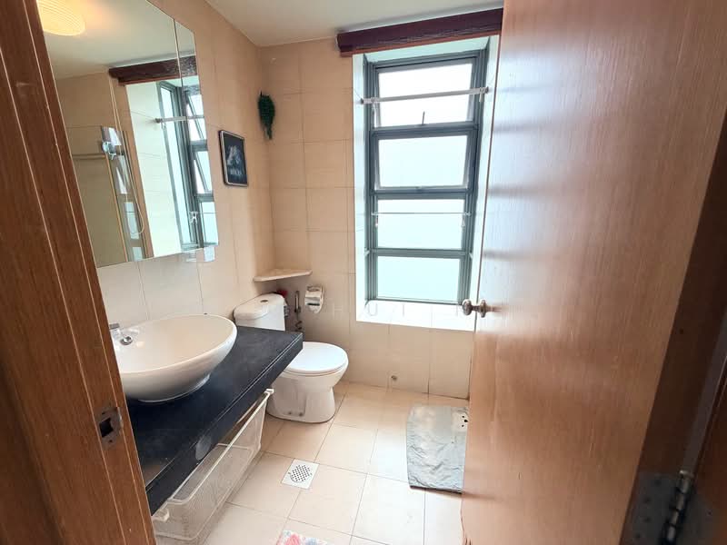 The Quintet, 36 Choa Chu Kang Street 64, 4 Bedrooms, 1,561 sqft, Condominium For Rent, by Bao Hui Ng, 500115065 - Bathroom - PropertyGuru.com.sg
