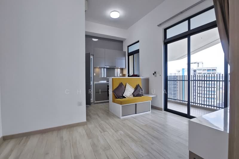 J Gateway, 6 Gateway Drive, 2 Bedrooms, 743 sqft, Condominium For Rent, by Chris Chua, 500115067 - Kitchen - PropertyGuru.com.sg