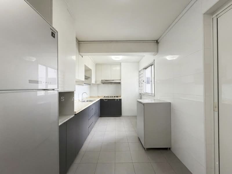 124 Paya Lebar Way, 124 Paya Lebar Way, 3 Bedrooms, 1,270 sqft, HDB Flat For Sale, by Sam Cheong, 500115072 - Kitchen - PropertyGuru.com.sg