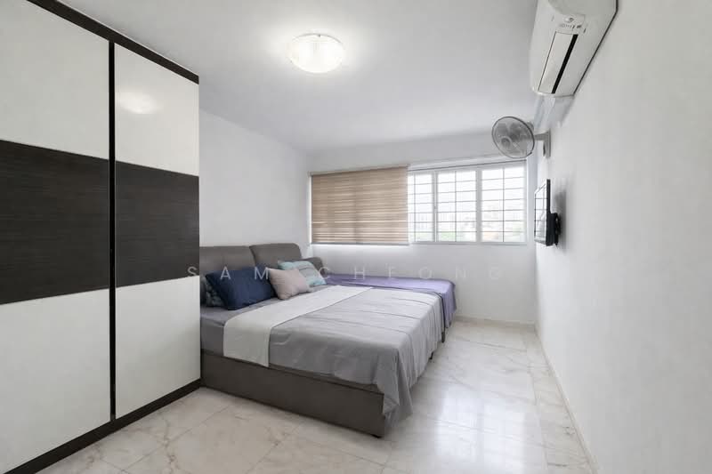 124 Paya Lebar Way, 124 Paya Lebar Way, 3 Bedrooms, 1,270 sqft, HDB Flat For Sale, by Sam Cheong, 500115072 - Master Bedroom - PropertyGuru.com.sg