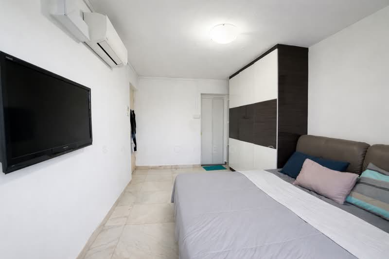 124 Paya Lebar Way, 124 Paya Lebar Way, 3 Bedrooms, 1,270 sqft, HDB Flat For Sale, by Sam Cheong, 500115072 - Master Bedroom - PropertyGuru.com.sg