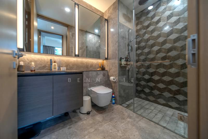 Leedon Green, 28 Leedon Heights, 2 Bedrooms, 614 sqft, Condominium For Sale, by Benn Xie, 500115081 - Bathroom - PropertyGuru.com.sg