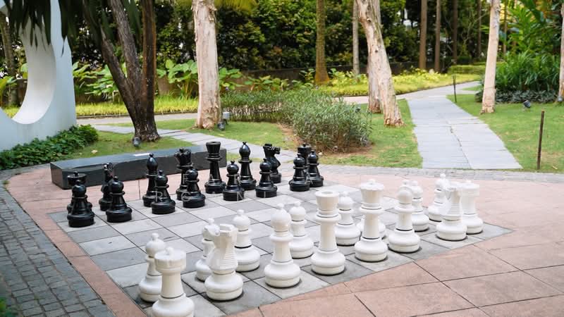 Orchard Scotts, 11 Anthony Road, 4 Bedrooms, 2,680 sqft, Condominium For Rent, by Far East Organization, 500115083 - Garden - PropertyGuru.com.sg