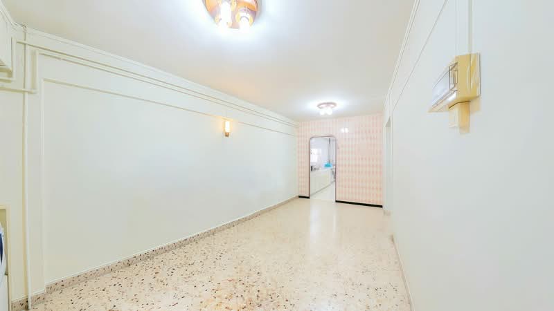 180 Ang Mo Kio Avenue 5, 180 Ang Mo Kio Avenue 5, 2 Bedrooms, 732 sqft, HDB Flat For Sale, by Nazriff ., 500115085 - Living Room - PropertyGuru.com.sg