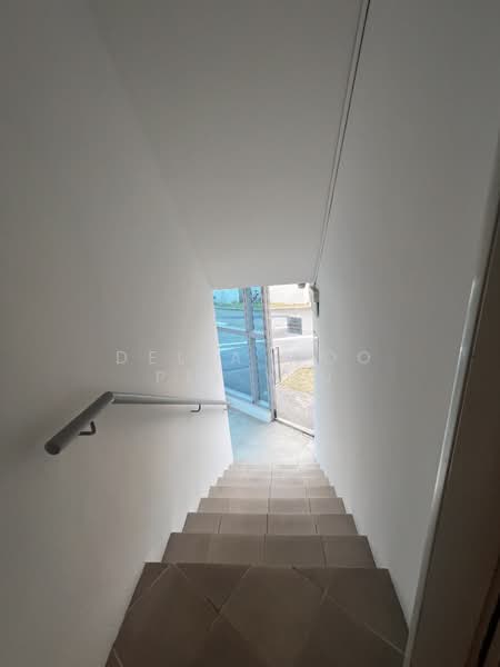 Office Spaces For Lease In The East!, , 220 sqft, Office For Rent, by Delia Woo Pei Yin, 500115091 - Entrance - CommercialGuru.com.sg