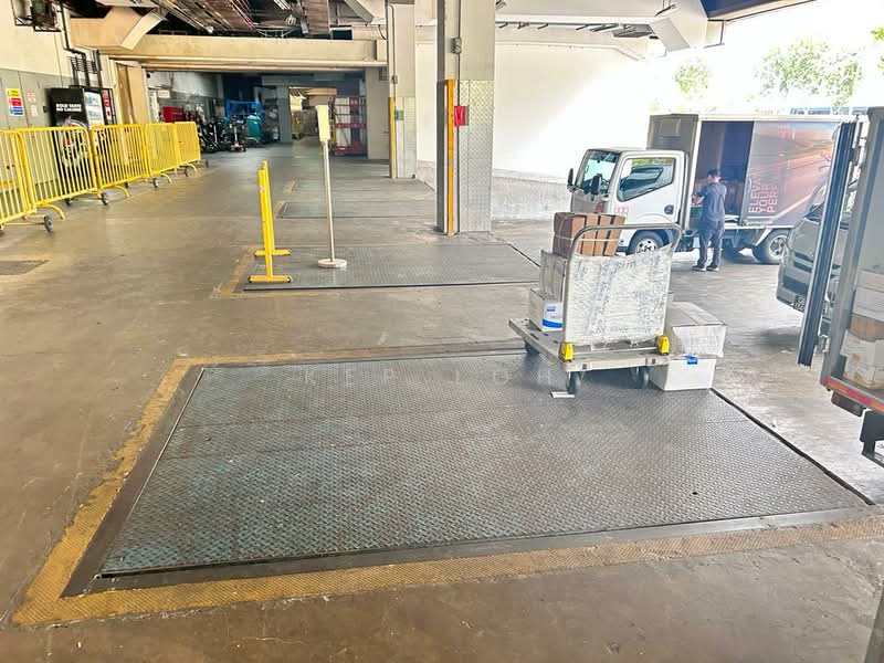 IMM Building, 2 Jurong East Street 21, 1,404 sqft, Warehouse For Rent, by Kep Loh, 500115100 - Exterior - CommercialGuru.com.sg