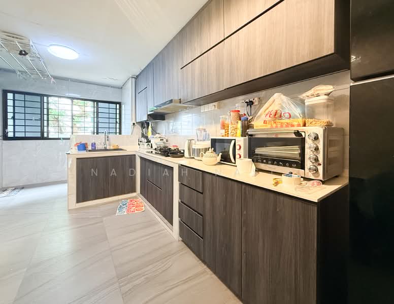 519 Bedok North Avenue 1, 519 Bedok North Avenue 1, 2 Bedrooms, 721 sqft, HDB Flat For Sale, by Nadiah Nasir, 500115101 - Kitchen - PropertyGuru.com.sg