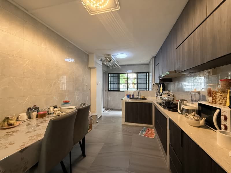 519 Bedok North Avenue 1, 519 Bedok North Avenue 1, 2 Bedrooms, 721 sqft, HDB Flat For Sale, by Nadiah Nasir, 500115101 - Kitchen - PropertyGuru.com.sg