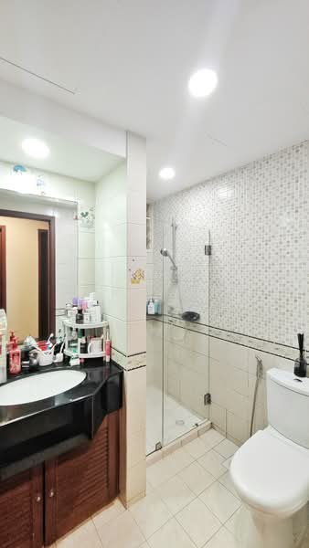 Yishun Emerald, 28 Canberra Drive, 3 Bedrooms, 1,538 sqft, Condominium For Sale, by Rey Ng, 500115110 - PropertyGuru.com.sg