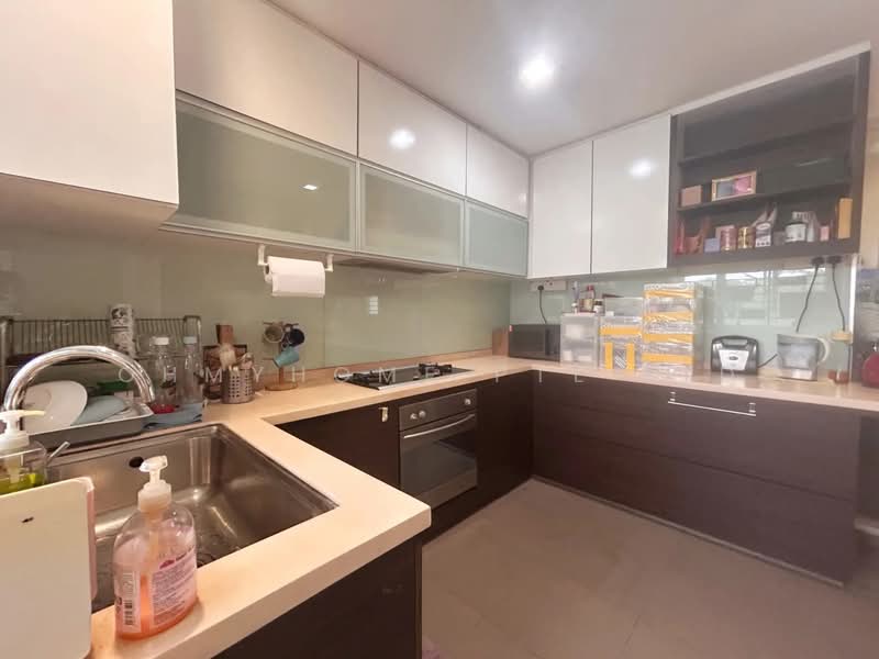 121 Bukit Batok Central, 121 Bukit Batok Central, 4 Bedrooms, 1,615 sqft, HDB Flat For Sale, by OHMYHOME PTE LTD, 500115126 - Kitchen - PropertyGuru.com.sg