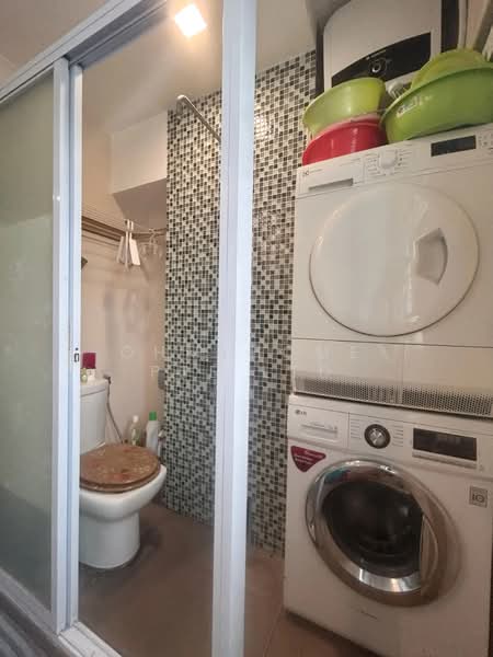 121 Bukit Batok Central, 121 Bukit Batok Central, 4 Bedrooms, 1,615 sqft, HDB Flat For Sale, by OHMYHOME PTE LTD, 500115126 - Bathroom - PropertyGuru.com.sg