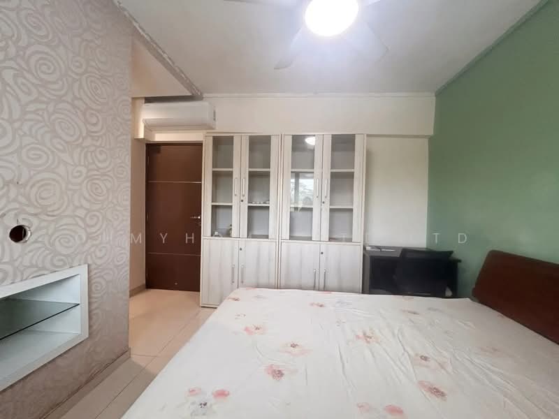 121 Bukit Batok Central, 121 Bukit Batok Central, 4 Bedrooms, 1,615 sqft, HDB Flat For Sale, by OHMYHOME PTE LTD, 500115126 - Bedroom - PropertyGuru.com.sg