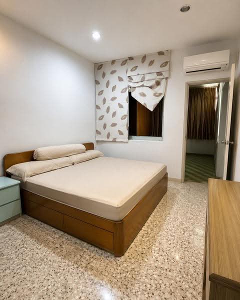 Peakview Estate, Peakville Avenue, Bedok / Upper East Coast, 5 Bedrooms, 2,723 sqft, Corner Terrace For Sale, by Jason Koh, 500115127 - Bedroom - PropertyGuru.com.sg