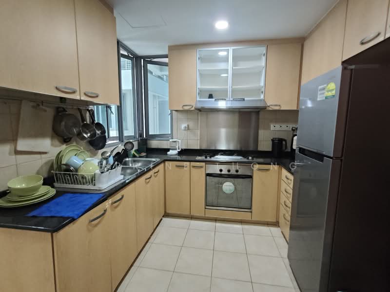 The Madeira, 50 Bukit Batok Street 31, Room Rental, 130 sqft, Condominium For Rent, by Kerrine Thong, 500115131 - Kitchen - PropertyGuru.com.sg