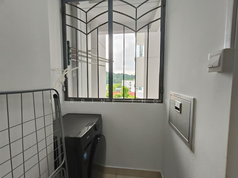 The Madeira, 50 Bukit Batok Street 31, Room Rental, 130 sqft, Condominium For Rent, by Kerrine Thong, 500115131 - Balcony - PropertyGuru.com.sg