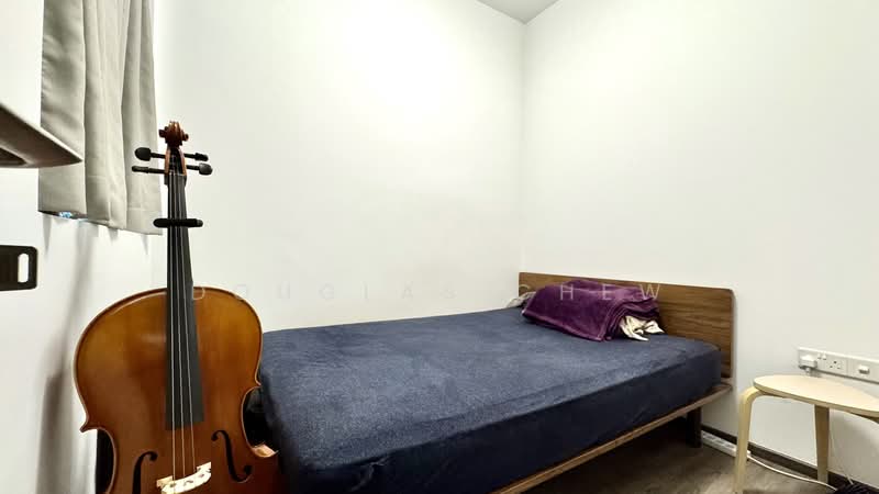 Forest Woods, , 2 Bedrooms, 657 sqft, Condominium For Sale, by Douglas Chew, 500115137 - Bedroom - PropertyGuru.com.sg