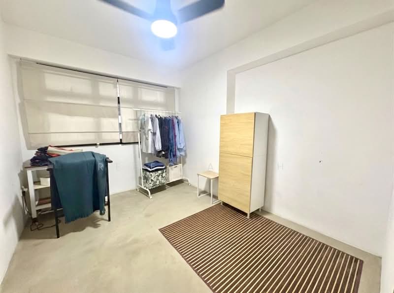 997A Buangkok Crescent, 997A Buangkok Crescent, 3 Bedrooms, 1,001 sqft, HDB Flat For Sale, by Rebecca Loh, 500115138 - Bedroom - PropertyGuru.com.sg