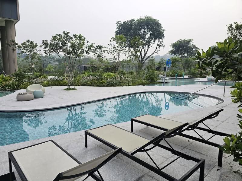 Pinetree Hill, 30 Pine Grove, Clementi Park / Upper Bukit Timah, 1 Bedroom, 538 sqft, Condominium For Sale, by Peggy Ooi 黄明丽, 500115152 - Pool - PropertyGuru.com.sg