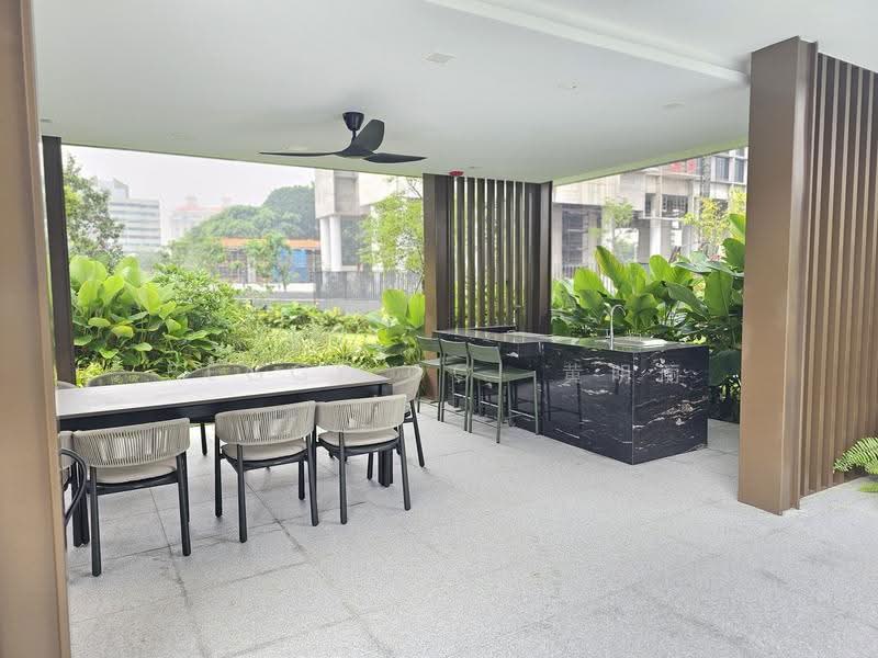 Pinetree Hill, 30 Pine Grove, Clementi Park / Upper Bukit Timah, 1 Bedroom, 538 sqft, Condominium For Sale, by Peggy Ooi 黄明丽, 500115152 - Exterior - PropertyGuru.com.sg