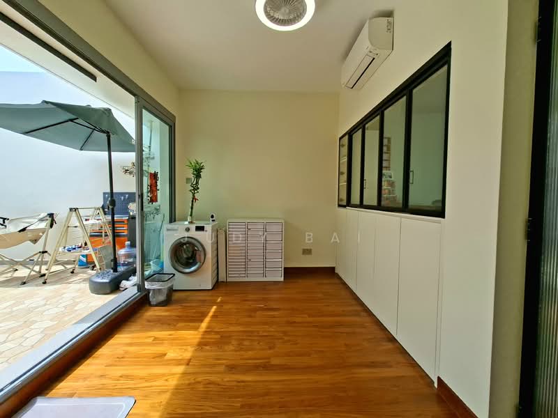 Lakeholmz, 82 Corporation Road, 4 Bedrooms, 2,142 sqft, Condominium For Rent, by Judy Bai, 500115163 - Interior - PropertyGuru.com.sg