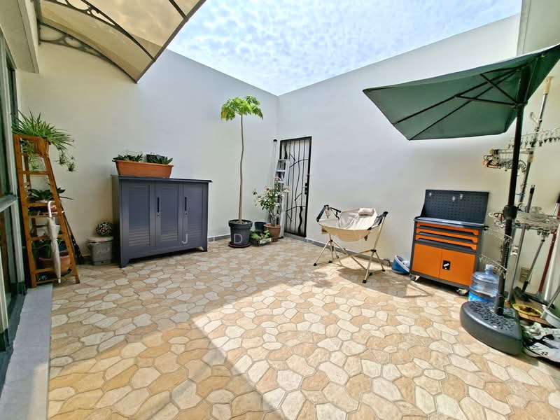 Lakeholmz, 82 Corporation Road, 4 Bedrooms, 2,142 sqft, Condominium For Rent, by Judy Bai, 500115163 - Exterior - PropertyGuru.com.sg