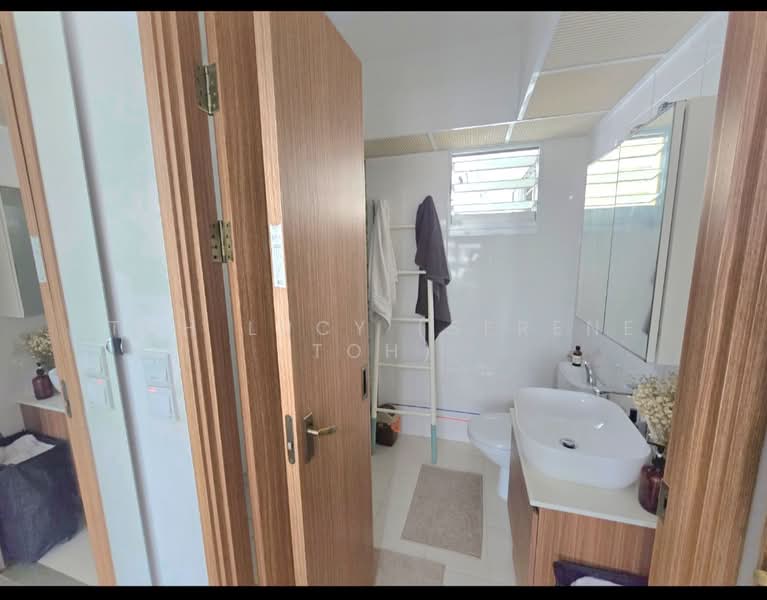 406C Northshore Drive, 406C Northshore Drive, 3 Bedrooms, 1,012 sqft, HDB Flat For Sale, by Toh Lucy (Serene Toh), 500115166 - Bathroom - PropertyGuru.com.sg