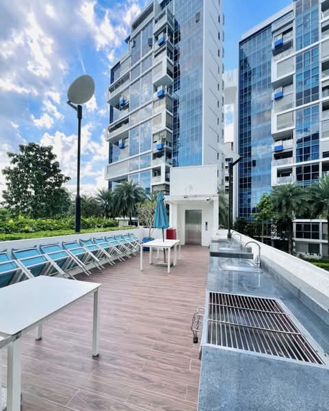 The Santorini, 21 Tampines Street 86, 1 Bedroom, 463 sqft, Condominium For Sale, by Max Ang, 500115176 - Exterior - PropertyGuru.com.sg