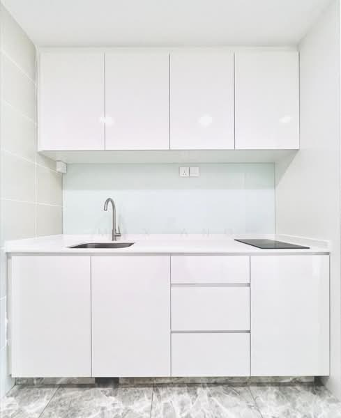 The Santorini, 21 Tampines Street 86, 1 Bedroom, 463 sqft, Condominium For Sale, by Max Ang, 500115176 - Kitchen - PropertyGuru.com.sg