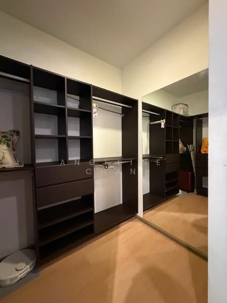 Eastern Lagoon I, 216 Upper East Coast Road, 1 Bedroom, 721 sqft, Condominium For Sale, by Angeline Chan, 500115177 - Bedroom Wardrobes  - PropertyGuru.com.sg