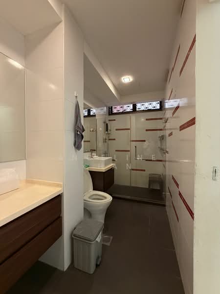 Eastern Lagoon I, 216 Upper East Coast Road, 1 Bedroom, 721 sqft, Condominium For Sale, by Angeline Chan, 500115177 - Bathroom - PropertyGuru.com.sg