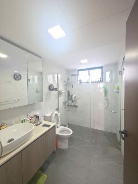 Stratford Court, 41A Bedok Ria Crescent, 3 Bedrooms, 1,098 sqft, Condominium For Sale, by Leng Propnex, 500115201 - Bathroom - PropertyGuru.com.sg