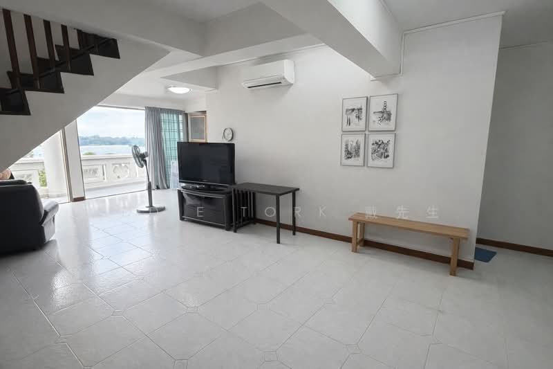 Orchid Park Condominium, 81 Yishun Street 81, 4 Bedrooms, 1,732 sqft, Condominium For Sale, by Eddie Tork 戴先生, 500115207 - Living Room - PropertyGuru.com.sg