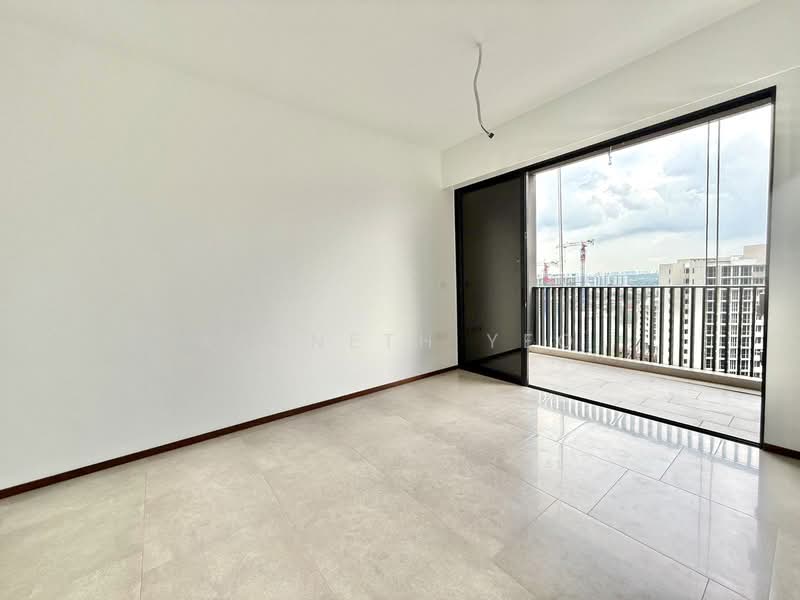 Lentor Modern, 7 Lentor Central, 3 Bedrooms, 1,109 sqft, Condominium For Sale, by Kenneth Yeo, 500115209 - Balcony - PropertyGuru.com.sg