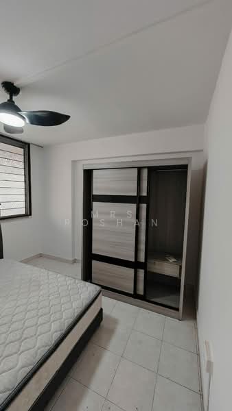 445 Hougang Avenue 8, 445 Hougang Avenue 8, 3 Bedrooms, 1,130 sqft, HDB Flat For Rent, by Mrs Roshan, 500115216 - Bedroom - PropertyGuru.com.sg