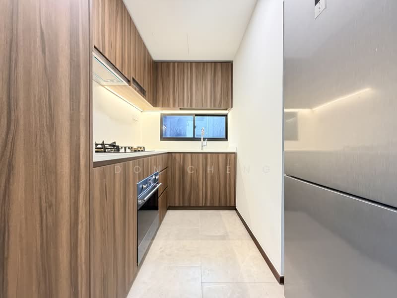 Cheap, move in condition, no extension, unblock landed and nature view, MRT and mall below, , 4 Bedrooms, 990 sqft, Condominium For Sale, by Don Cheng, 500115221 - Kitchen - PropertyGuru.com.sg