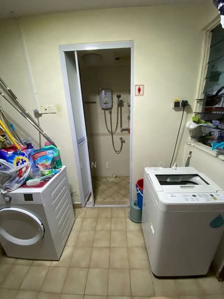 32 Penhas Road, 32 Penhas Road, Room Rental, 200 sqft, Apartment For Rent, by Karine Soon, 500115235 - Bathroom - PropertyGuru.com.sg