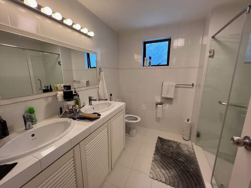 Renovated, Tastefully done up house, 1km to Nanyang Primary School, Duchness Avenue, coronation road, Kingsmead, Kings road, 4 Bedrooms, 4,000 sqft, Detached House For Rent, by Joyce Sim, 500115243 - Bathroom - PropertyGuru.com.sg