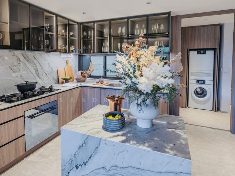 MEYER BLUE, 83 Meyer Road, 4 Bedrooms, 1,518 sqft, Condominium For Sale, by Sandrea See, 500115255 - Kitchen - PropertyGuru.com.sg