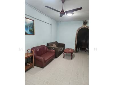 For Rent - 303 Jurong East Street 32