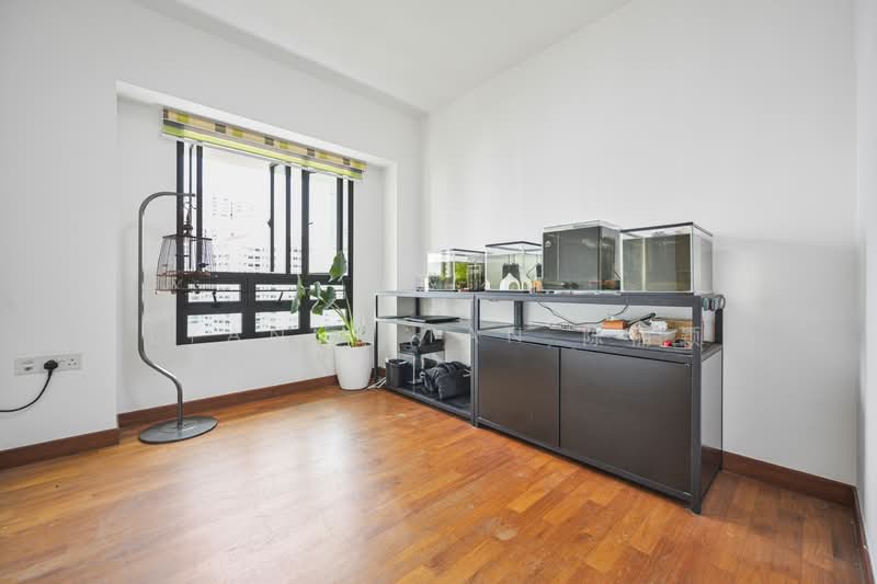 87 Dawson Road, 87 Dawson Road, 3 Bedrooms, 893 sqft, HDB Flat For Sale, by Lyanne Tan 陈丽颖, 500115259 - Bedroom 3 - PropertyGuru.com.sg