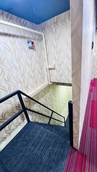 The Citron, 1 marne road, 474 sqft, Mall Shop For Rent, by Mark Kong, 500115268 - Staircase to Loft - CommercialGuru.com.sg