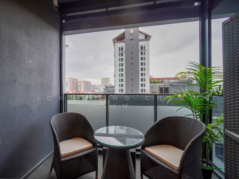 The M, 30 Middle Road, 2 Bedrooms, 667 sqft, Condominium For Sale, by Johnny Ng Cheng Lim, 500115281 - Balcony - PropertyGuru.com.sg