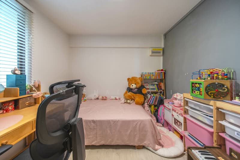 26 Toa Payoh East, 26 Toa Payoh East, 2 Bedrooms, 721 sqft, HDB Flat For Sale, by Michael Ooi, 500115285 - Bedroom - PropertyGuru.com.sg