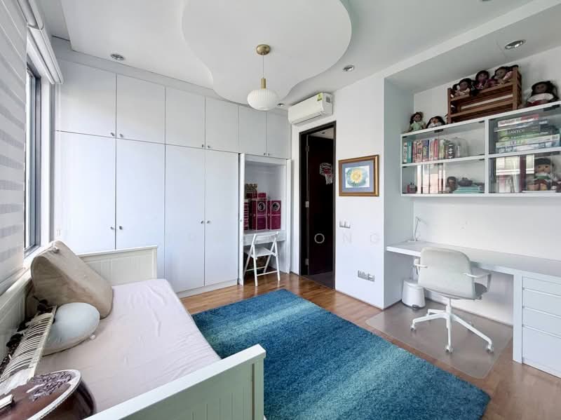 Must Sell! Opera Estate Renovated Corner Terrace, Rienzi Street, Aida Street, Siglap Road, 6 Bedrooms, 3,300 sqft, Corner Terrace For Sale, by Bryan Ong, 500115287 - Bedroom - PropertyGuru.com.sg