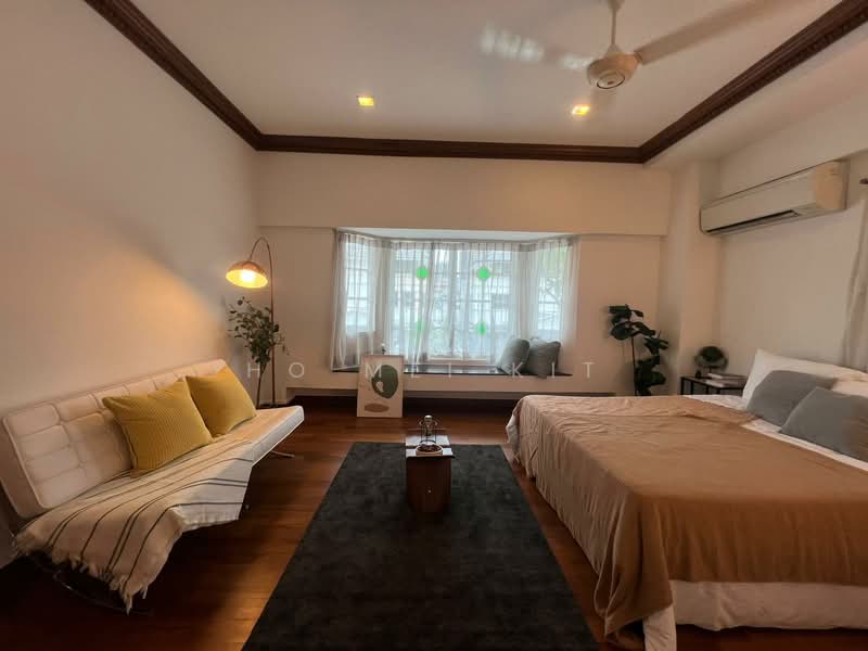 Gentle Villas, Gentle Drive, 5 Bedrooms, 4,500 sqft, Detached House For Sale, by Ho Mei Kit, 500115295 - Bedroom - PropertyGuru.com.sg